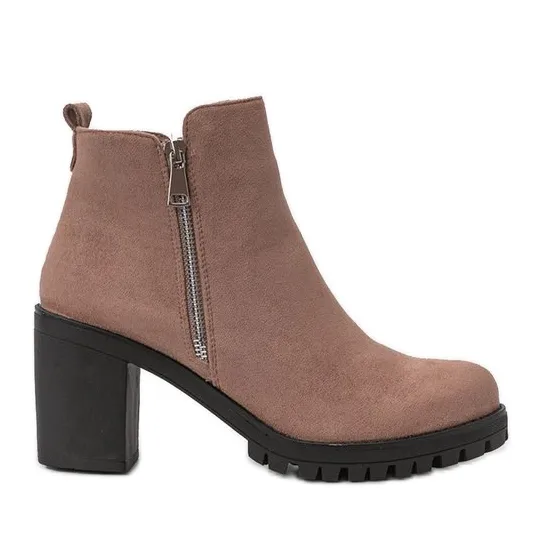 Bottines marron clair sur le Tiny post brun