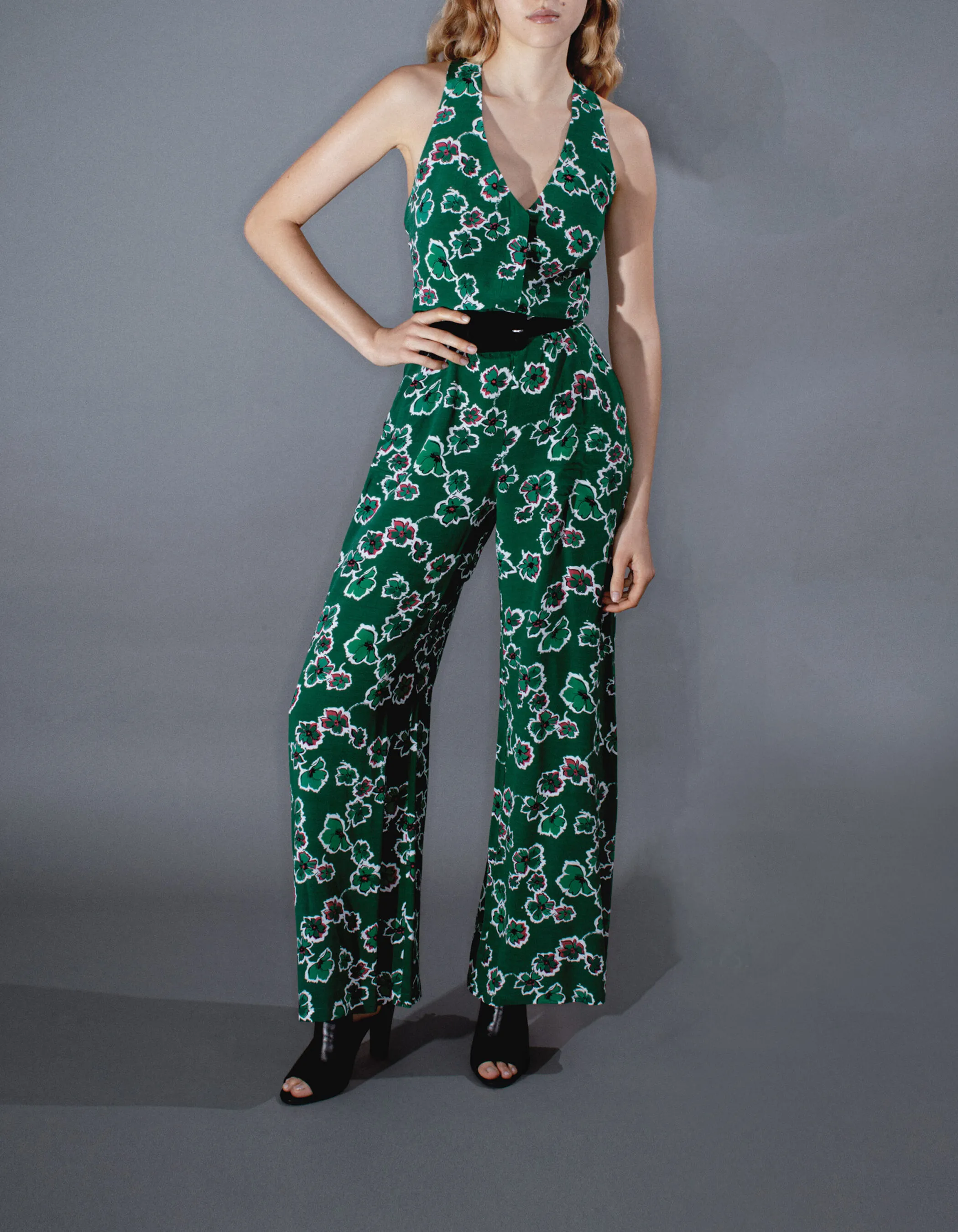 Combinaison pantalon verte imprimé maxi fleurs Femme