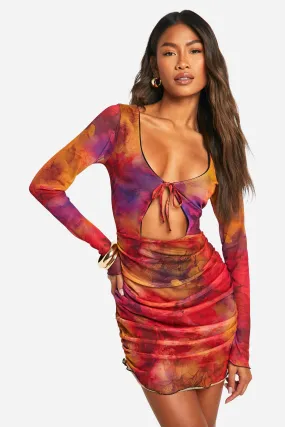 Robe courte tie dye en mesh à découpes