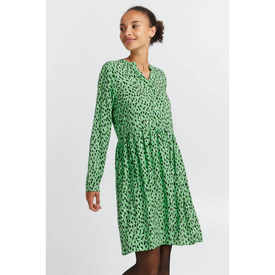 Robe courte verte manches longues en viscose | 3 Suisses