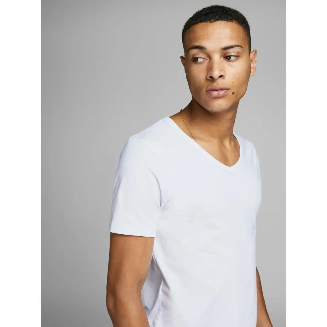 T-shirt Stretch Fit Col en V Manches courtes Blanc Jack & Jones - T-shirt / Polo Homme sur MenCorner